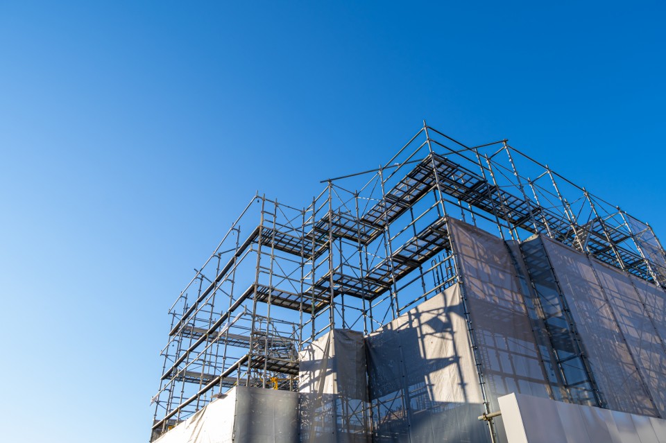 pixta_83624473_M-960x639